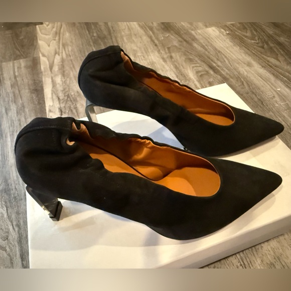 NIB Robert Clergerie Paris Black Suede Heels 8/38 - Picture 2 of 8